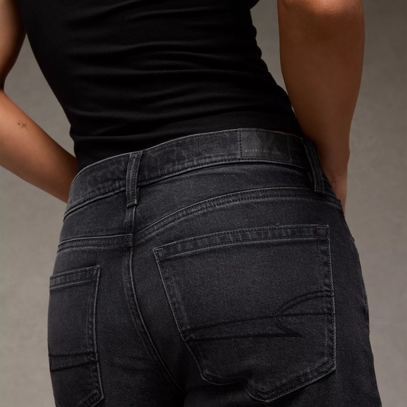 American Eagle Stretch Barrel Jean in Black - Picture 3 of 5